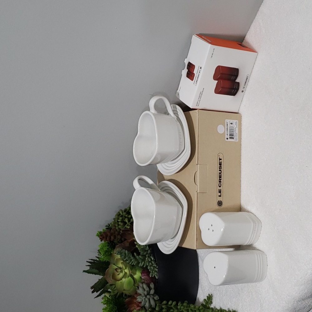 Set of 2 White Heart Mugs & Saucers  Plus Matching Salt & Pepper Le Creuset NEW